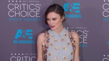Keria Knightley Nails Red Carpet Pregnancy Style