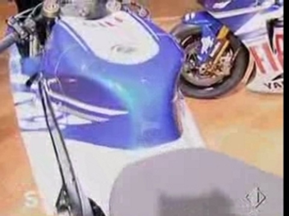 Presentation Yamaha M1 2007