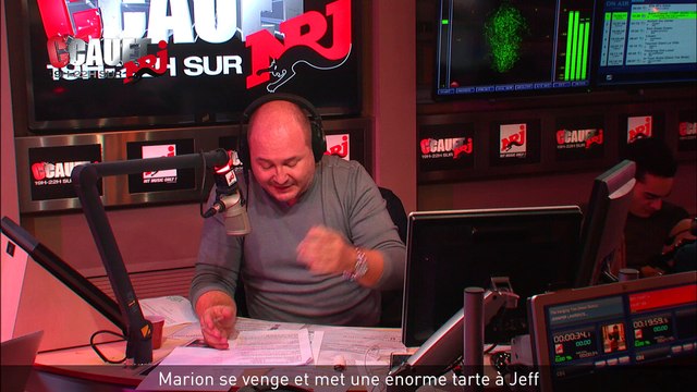 Marion se venge et met une enorme tarte à Jeff - C'Cauet sur NRJ