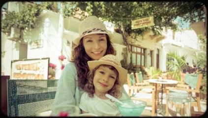 After effect Template LIGHT LEAK SLIDE