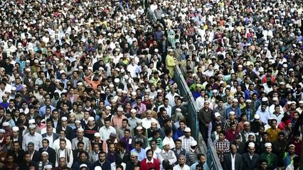 Thousands of Bangladeshi turn out for funeral of Koko
