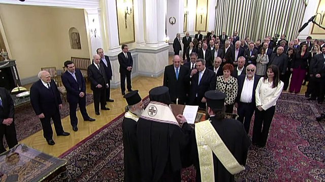 Grèce: le gouvernement d'Alexis Tsipras prête serment