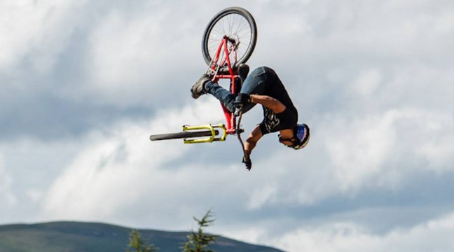 Le Slopestyle des Crankworx Les 2 Alpes de l’intérieur !
