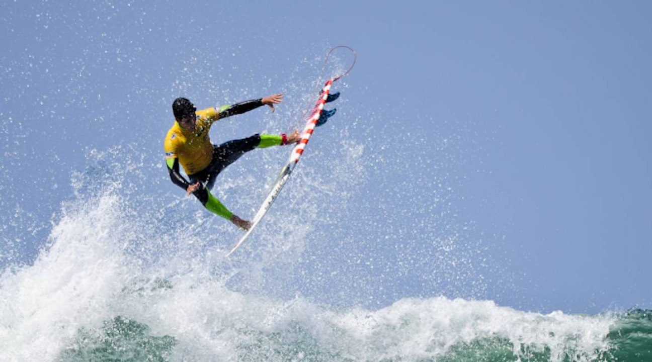 Gabriel Medina remporte le Nike Lowers Pro