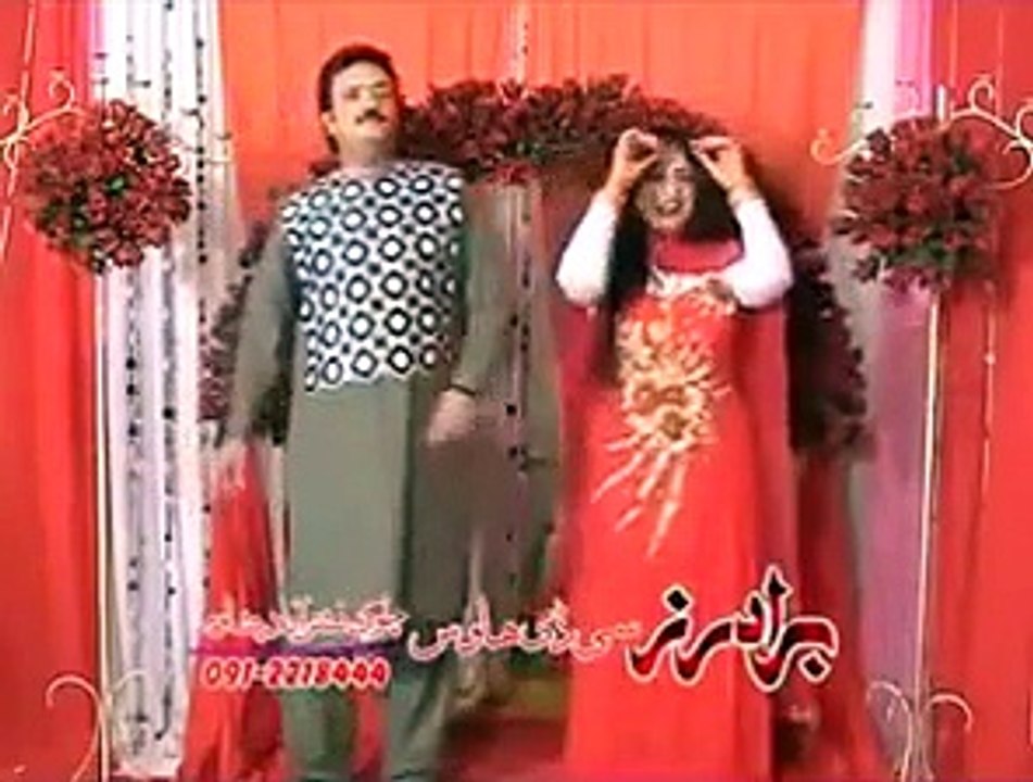 Raees Bacha & Neelo New Pashto Hits Song 2014 Gaji Gaji Khwand Na Kre - YouTube