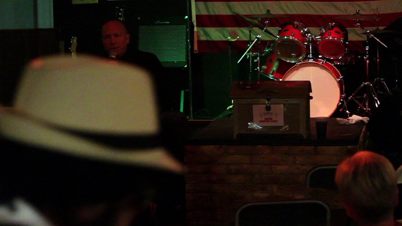 Danny McCorkle sings 'Words' Elvis Presley Memorial VFW 2015