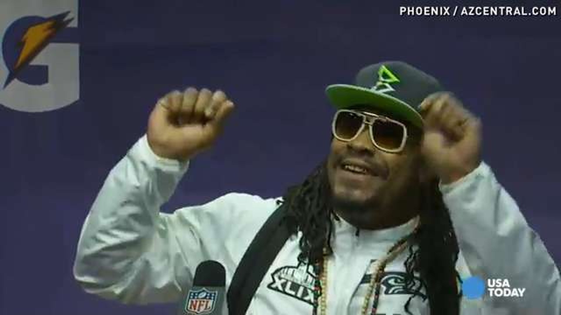 Marshawn Lynch I M Just Here So I Won T Get Fined Video Dailymotion