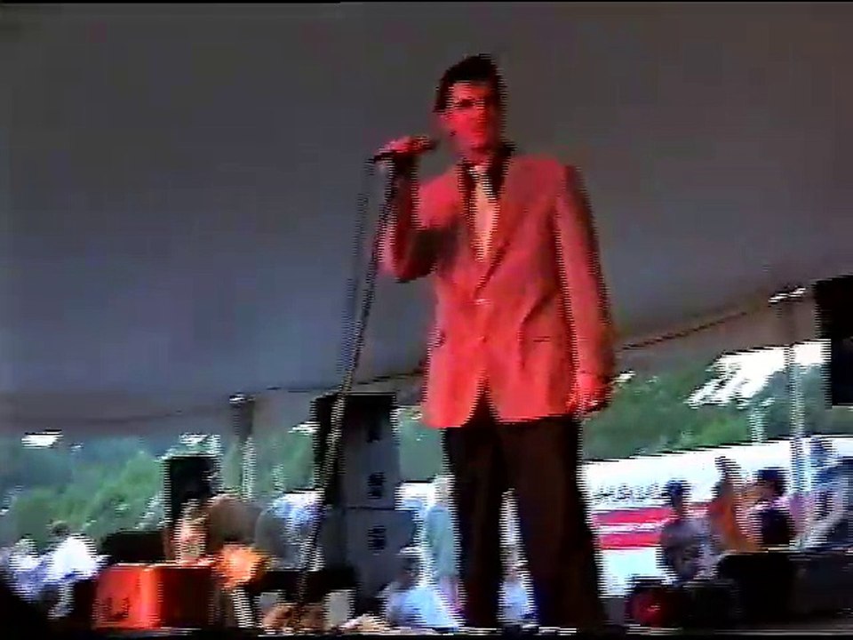 Cody Slaughter sings 'Blue Suede Shoes' Elvis Week 2005 video ANNA