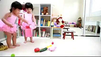 Twin Babies Talking To Each Other and Cleaning Up - Funny Video