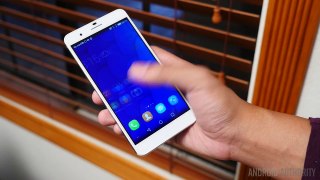 Huawei Honor 6 Plus First Impressions   video