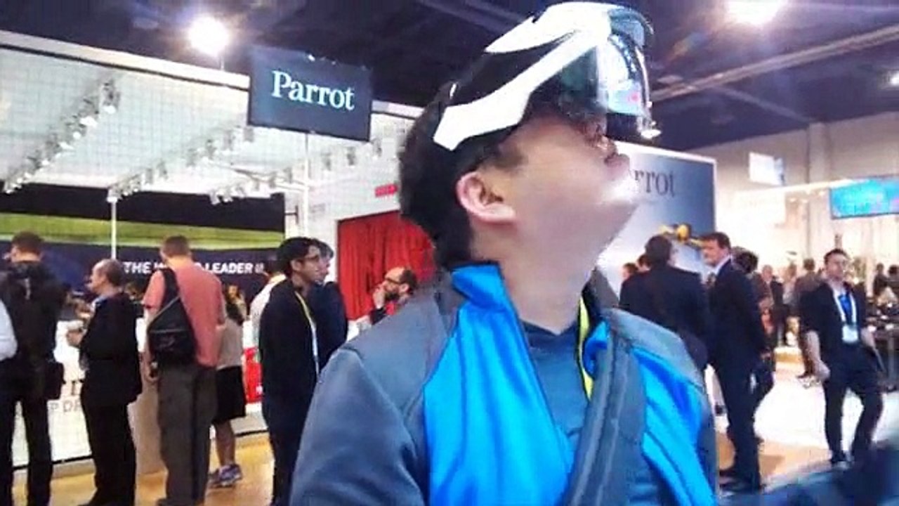 2015CES real scene - CAPUTER·SEER helmet - Intelligent Immersive holographic glasses