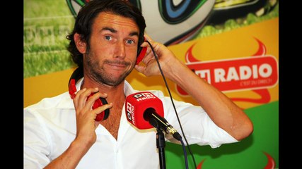 DH RADIO - "Les ultras du Standard invités à The Voice!" - UN CRAMPON DANS LE CAFE - 28.01.15