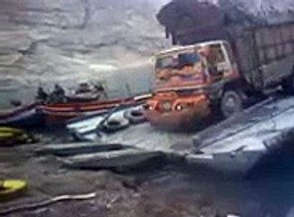 Truck Drowning at Attabad Lake