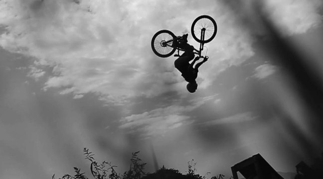 COMMENCAL Insiders #4 : l'école autrichienne mise en avant