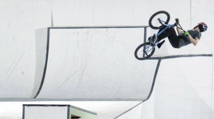 Le Red Bull Skylines enflamme le Grand Palais