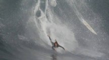 Billabong XXL Big Wave Awards 2013 : le wipeout de Brett Burcher