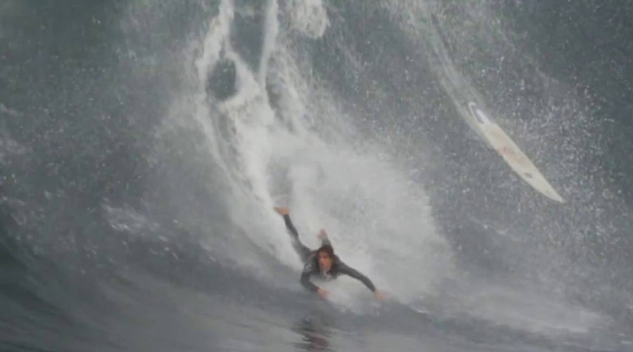 Billabong XXL Big Wave Awards 2013 : le wipeout de Brett Burcher