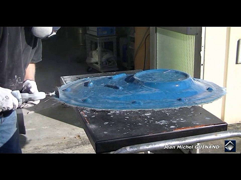 Moulage et reproduction miroir "Cratère"