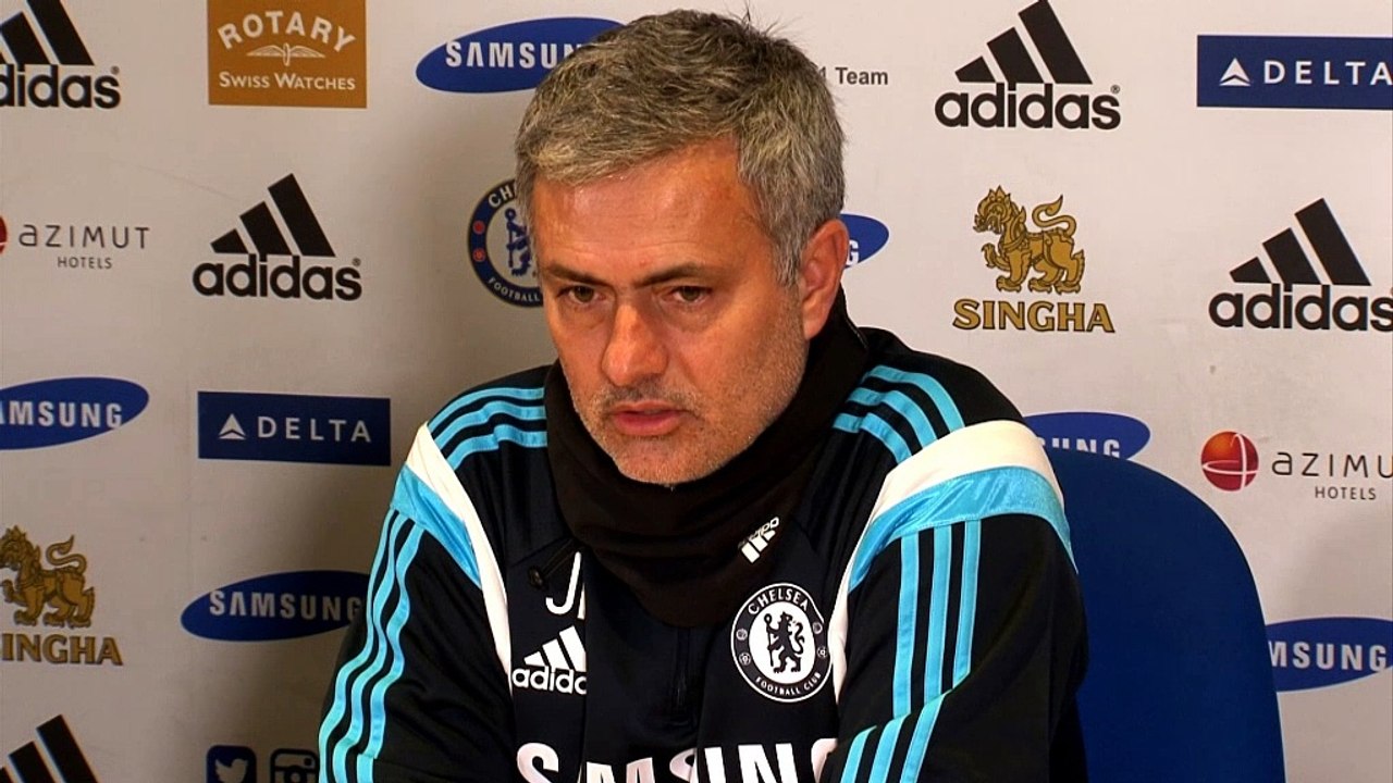 Chelsea - Mourinho allume Jamie Redknapp