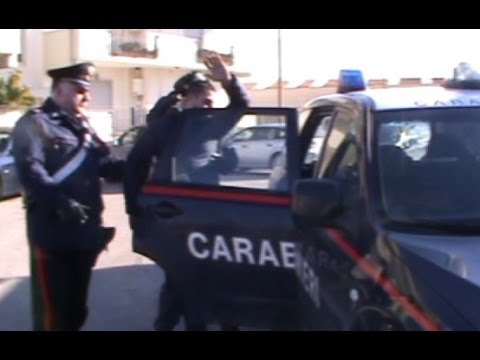 Mondragone (CE) - Scacco al clan Fragnoli-Pagliuca, reggente si nascondeva in doccia -1- (28.01.15)