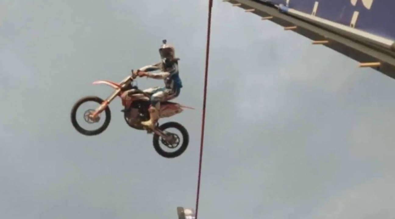 Sur la moto de Ronnie Renner lors du  Red Bull Raising The Bar