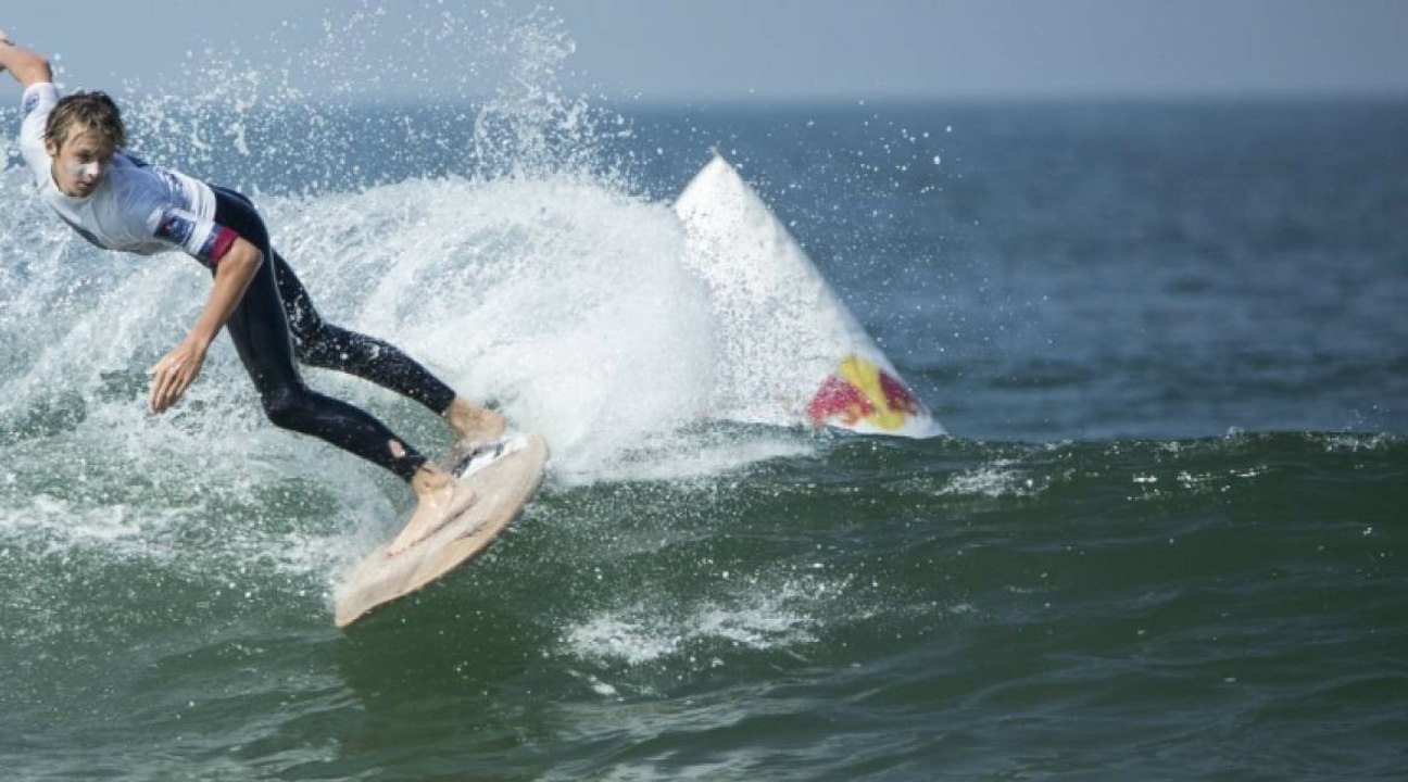 Red Bull Local Hero Tour : la vidéo à Royan et Penhors avec Michel Bourez