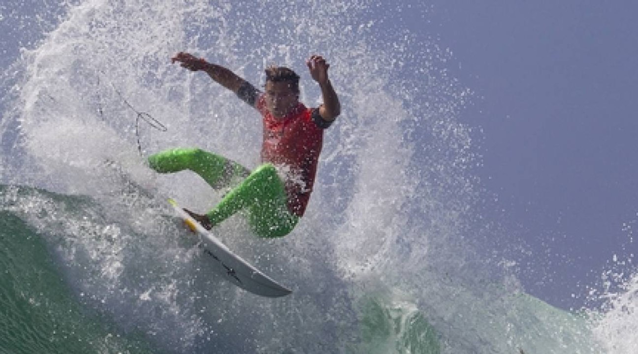 Hurley Pro 2013 : une première journée intense...
