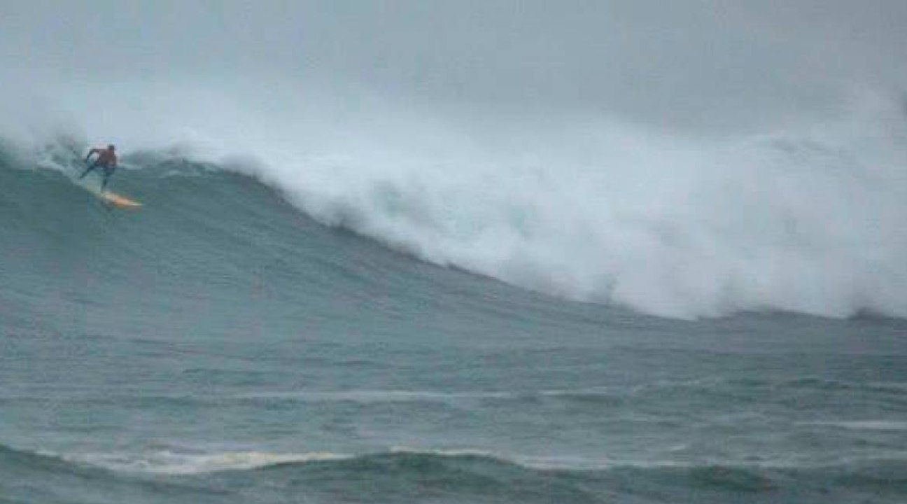 La Torche Pro France 2013 : Kai Lenny sacré champion du monde en Bretagne dans des grosses conditions