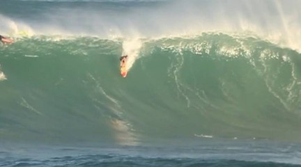 Le premier swell de l'hiver à Hawaii