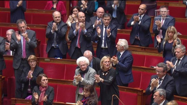 Standing ovation des députés de la majorité pour Taubira
