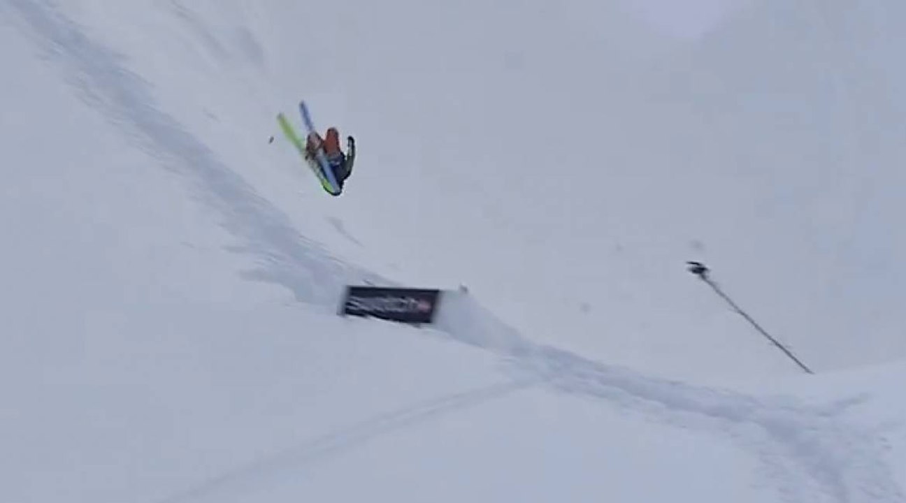 Kevin Guri tente le double backflip sur la Swatch Skiers Cup