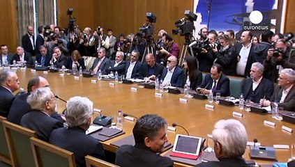 La Comisión Europea urge a Grecia a no desviarse de los acuerdos con la troika