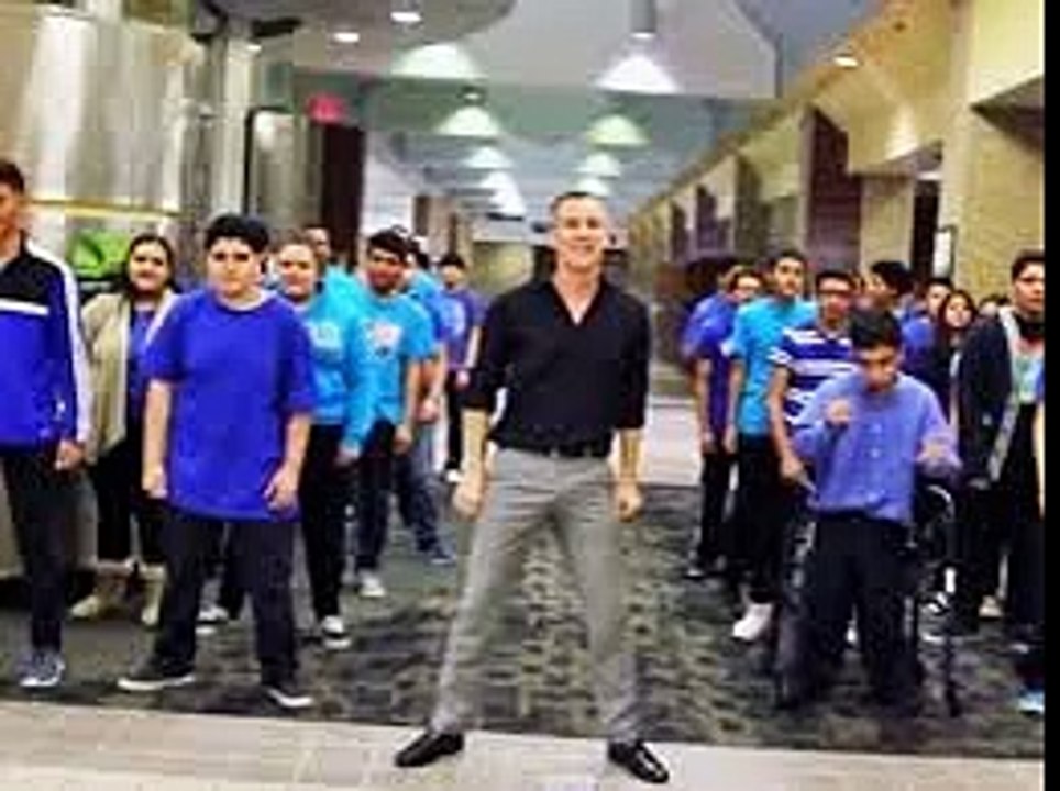 A. Maceo Smith New Tech High School - Uptown Funk Dance