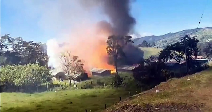 FireWork Explosion Scary than the Nuclear Explosion