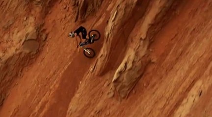 Vitesse et sensations fortes en downhill avec James Doerfling