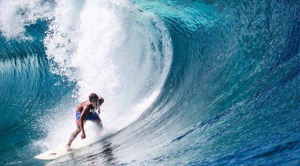Le Tahitien Mihimana Braye remporte le concours vidéo MyProSurfboard