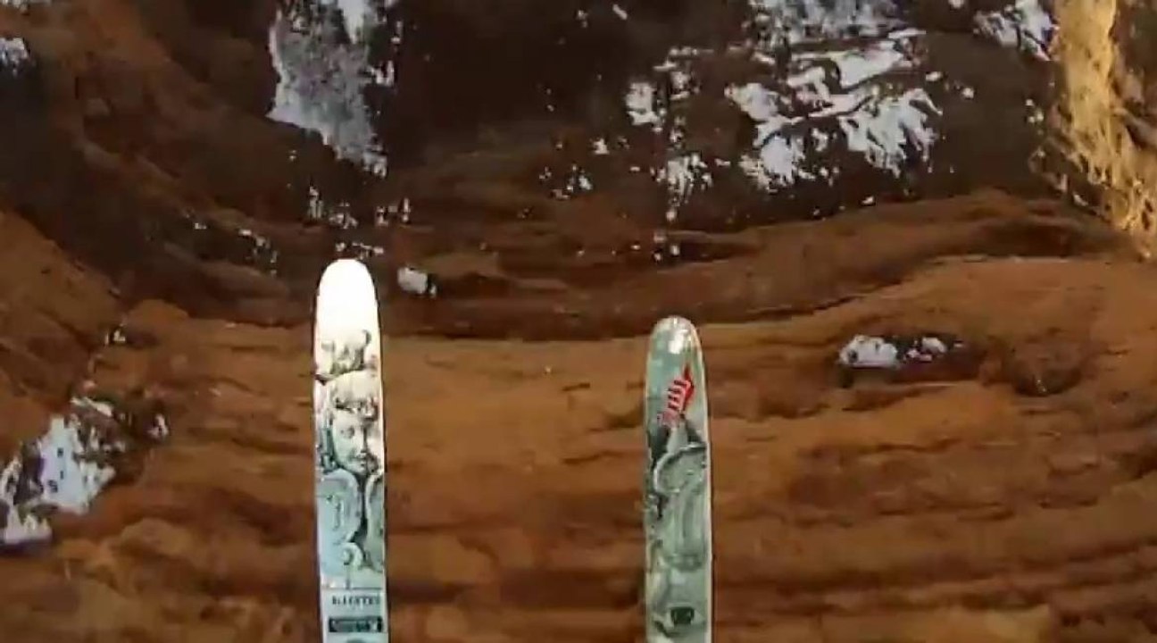 GoPro : Clayton Butler envoie un gros frontflip en Ski BASE