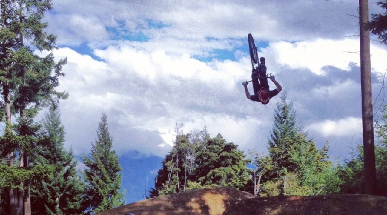 Zoom sur Istvan Caillet, un rider complet et polyvalent