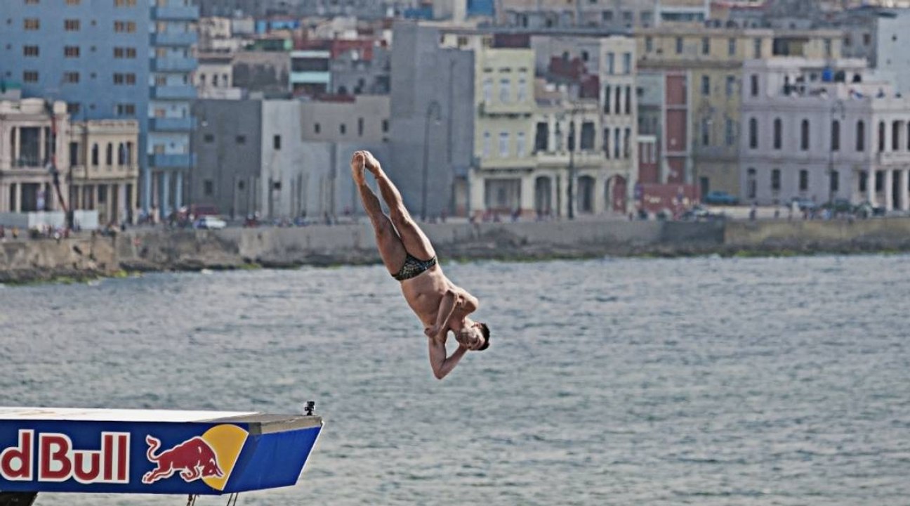 Red Bull Cliff Diving 2014 : la saison démarre fort à Cuba