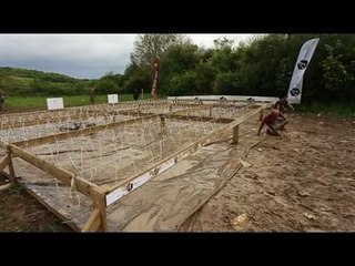 Adrénaline Shots : passage de l'obstacle de The Mud Day Paris du 11 mai 2014 de 11h15 à 11h30
