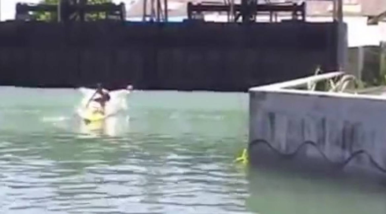 Une piscine à vagues qui marche à la force des bras