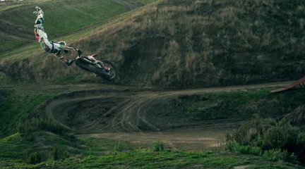 "This is Home" - Séance d'entraînement dans l'immense ferme de Levi Sherwood