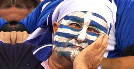 Yunanistan'da Bankalar Çöktü, Borsa Dipte!