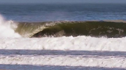 Matt Bromley à Skeleton Bay, la vague désormais mythique de Namibie