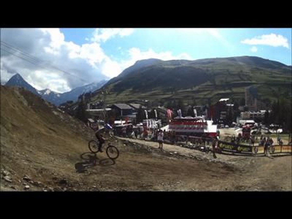 Le frontflip final d'Anthony Messere lors de sa victoire sur le slopestyle des 2 Alpes