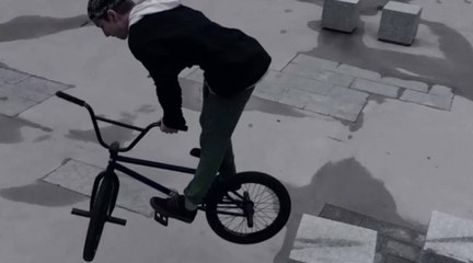 Sosh Urban Motion 2014 : Anthony Perrin et Alex Valentino (1er)