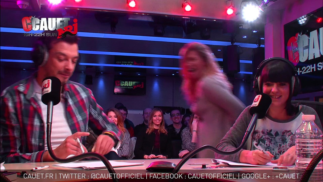 Cauet punit les cancres avec une règle - C'Cauet sur NRJ