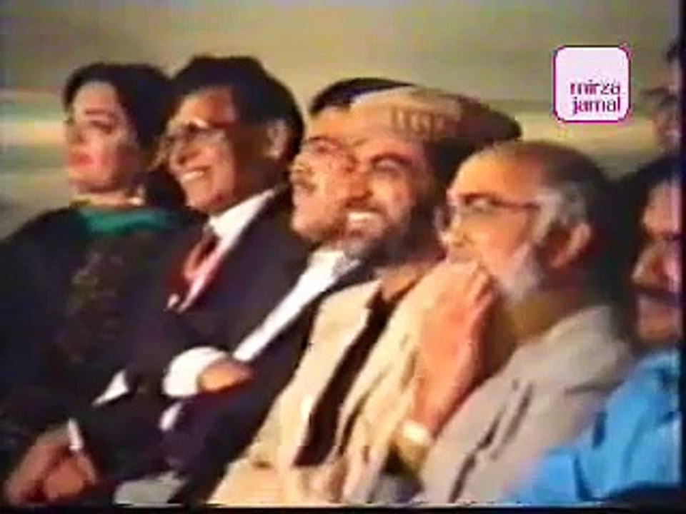 Suna Hai Log Usay Aankh Bhar Ke Dekhte Hain By Ahmad Faraz