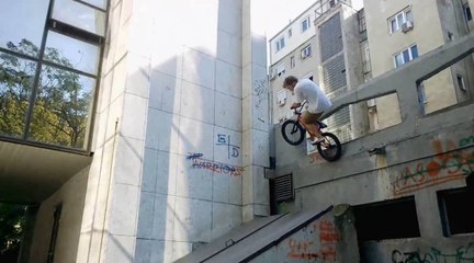 Shot With Lumia : Grand Budapest Hotel version BMX avec Erik Elstran