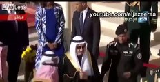 Saudi King Salman Leaves Obama welcoming ceremony to offer prayer--Proud of Muslims